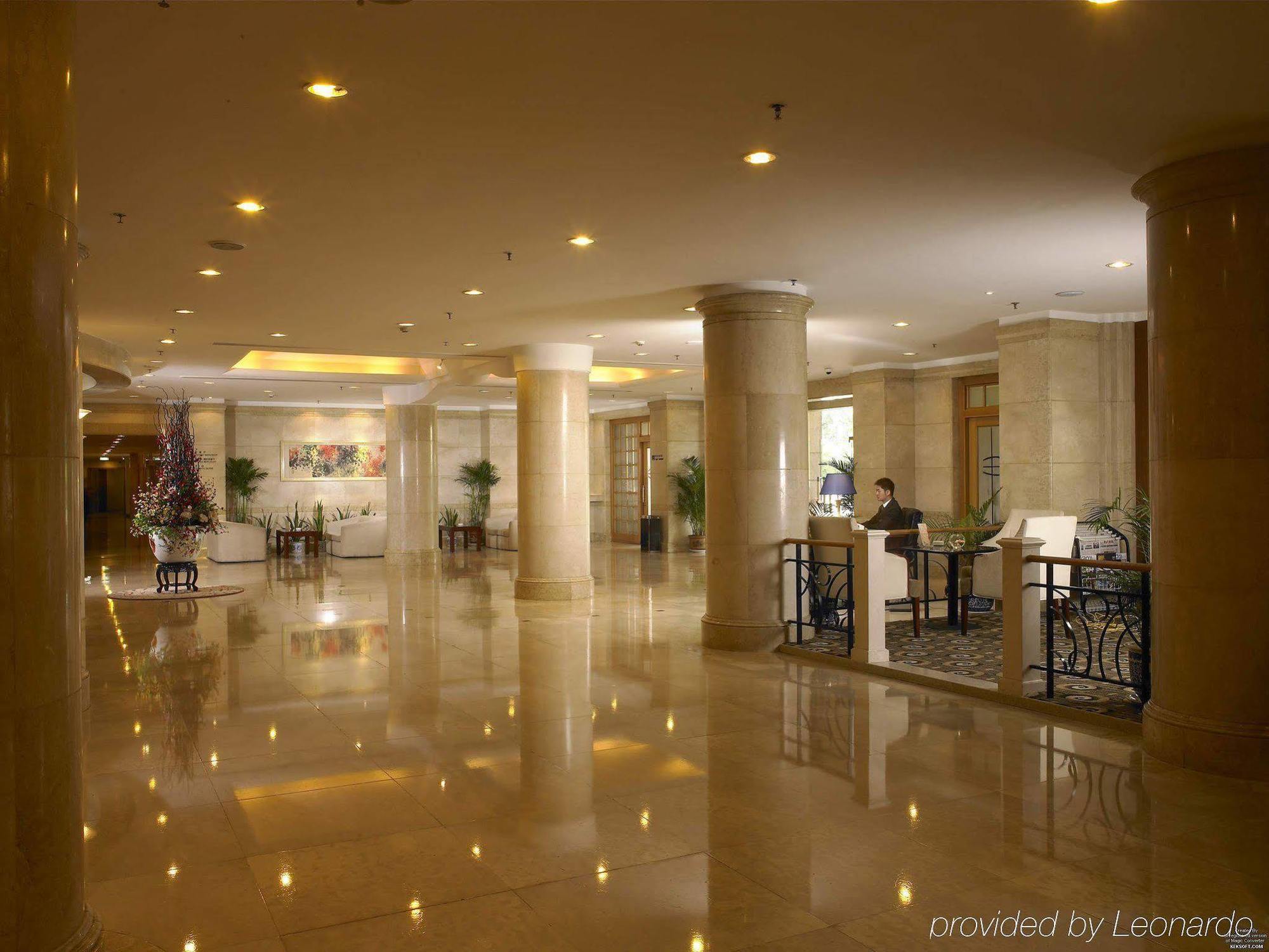 Jinjiang Nanjing Hotel Экстерьер фото